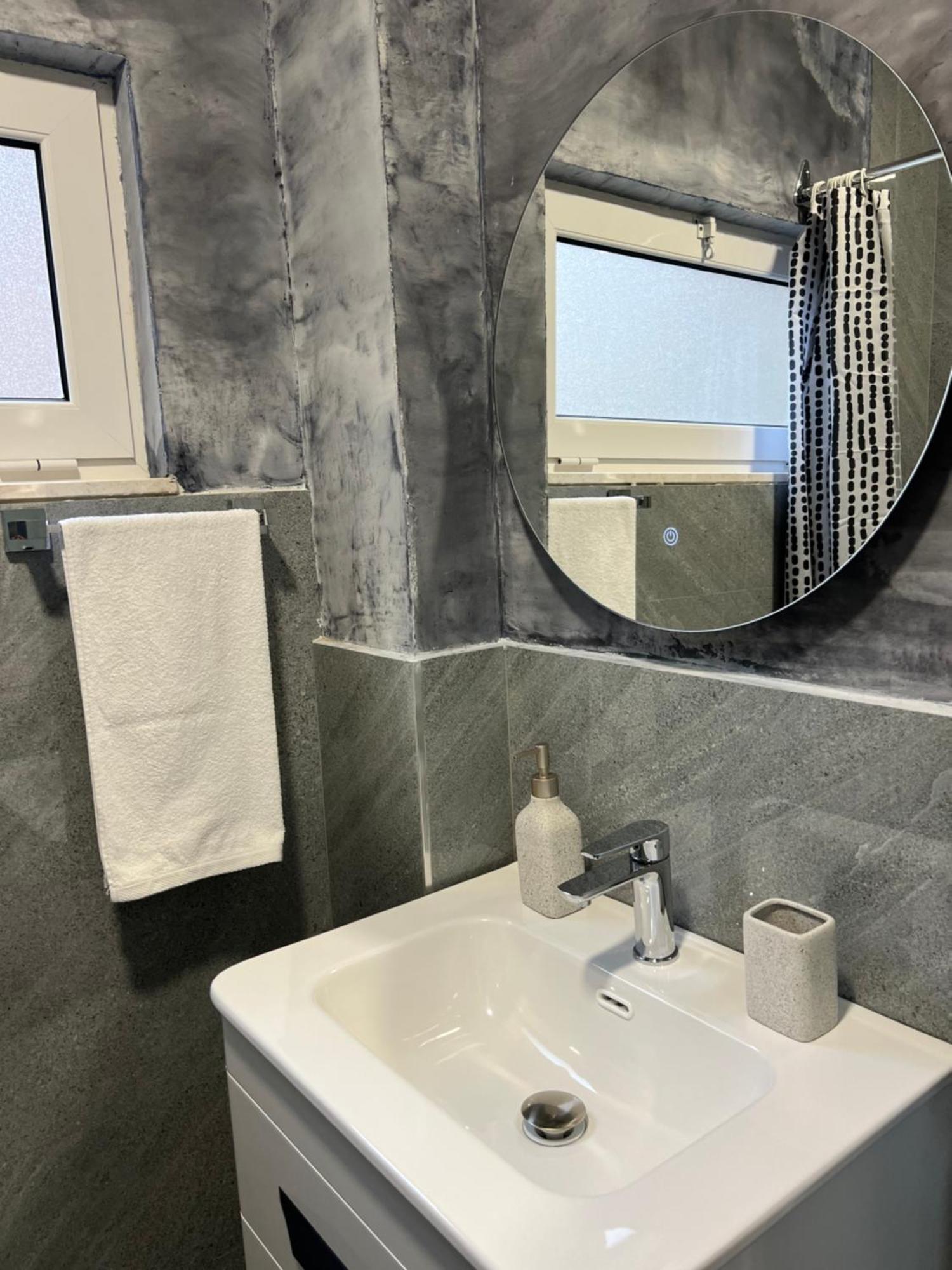 Boho Cane Apartment Тирана Екстериор снимка