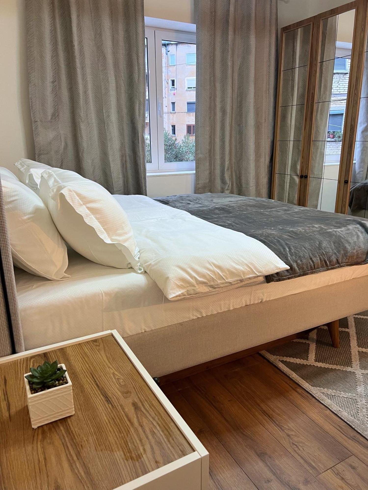Boho Cane Apartment Тирана Екстериор снимка