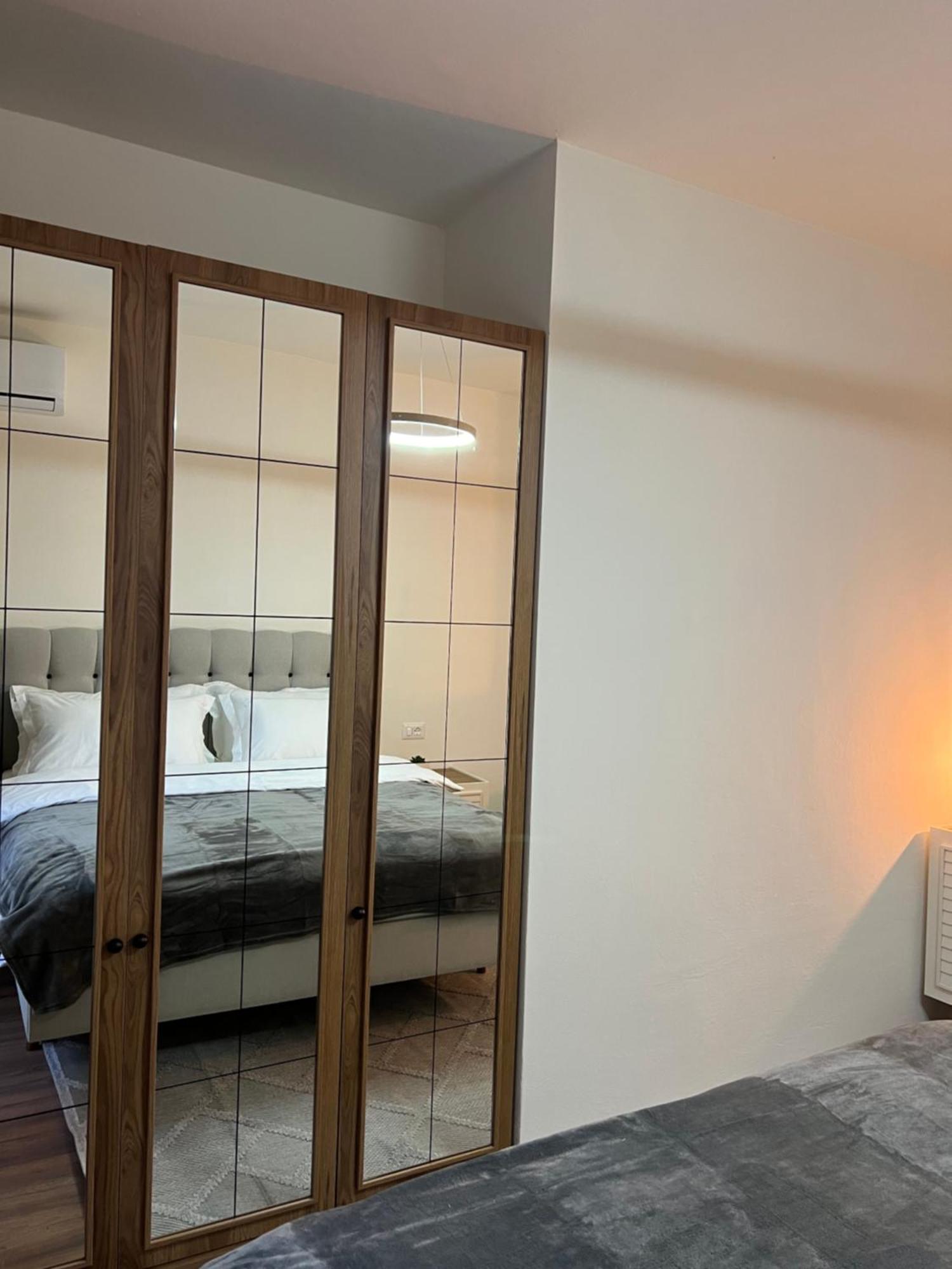 Boho Cane Apartment Тирана Екстериор снимка